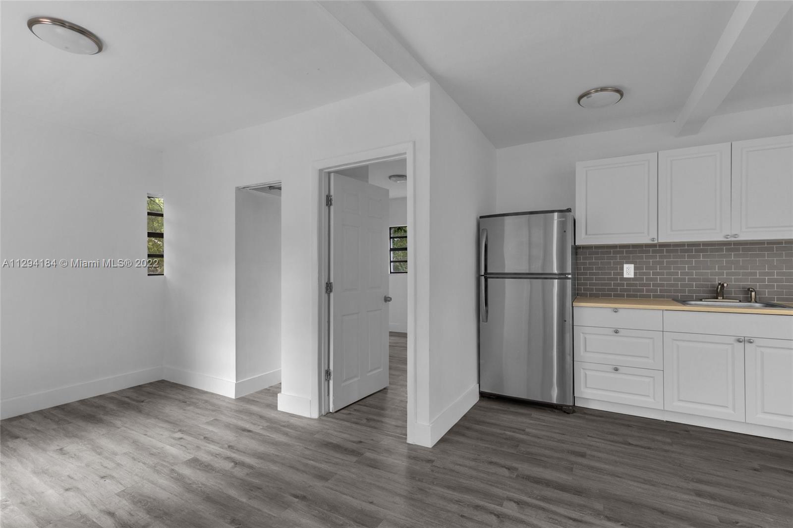 See details / 1518 sq. ft. $ 2022-11-14 0 Photo