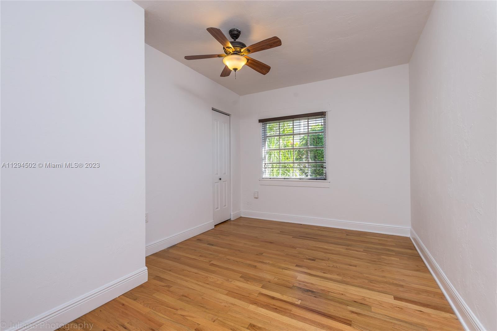 See details / 1843 sq. ft. $ 2022-10-27 0 Photo
