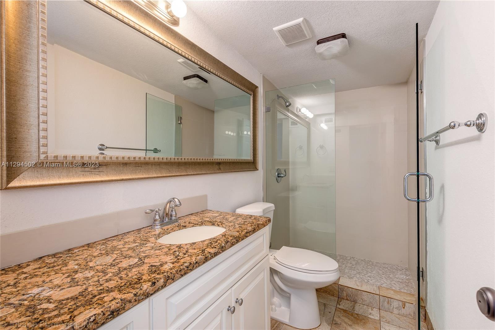 See details / 1843 sq. ft. $ 2022-10-27 0 Photo