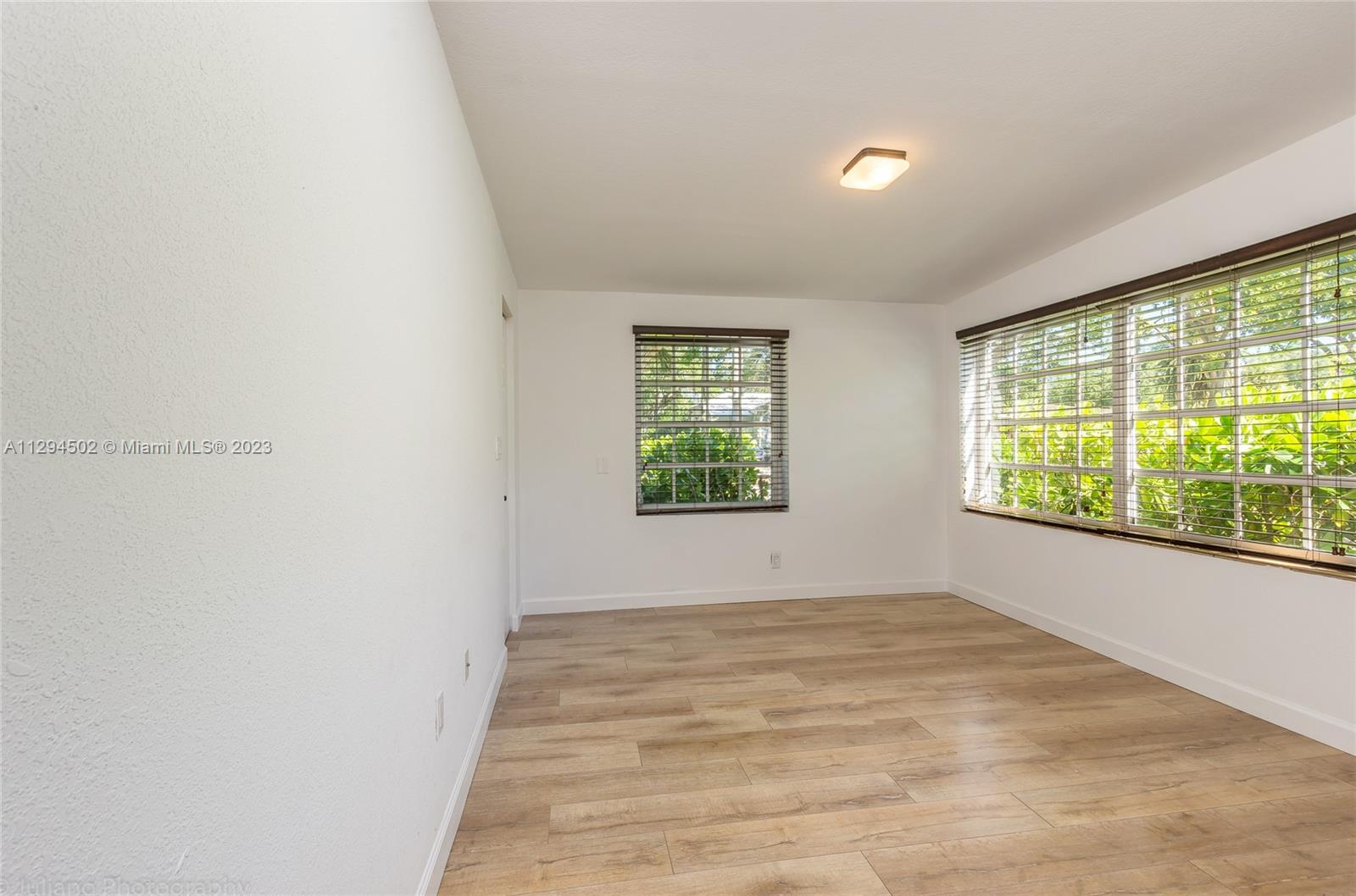 See details / 1843 sq. ft. $ 2022-10-27 0 Photo