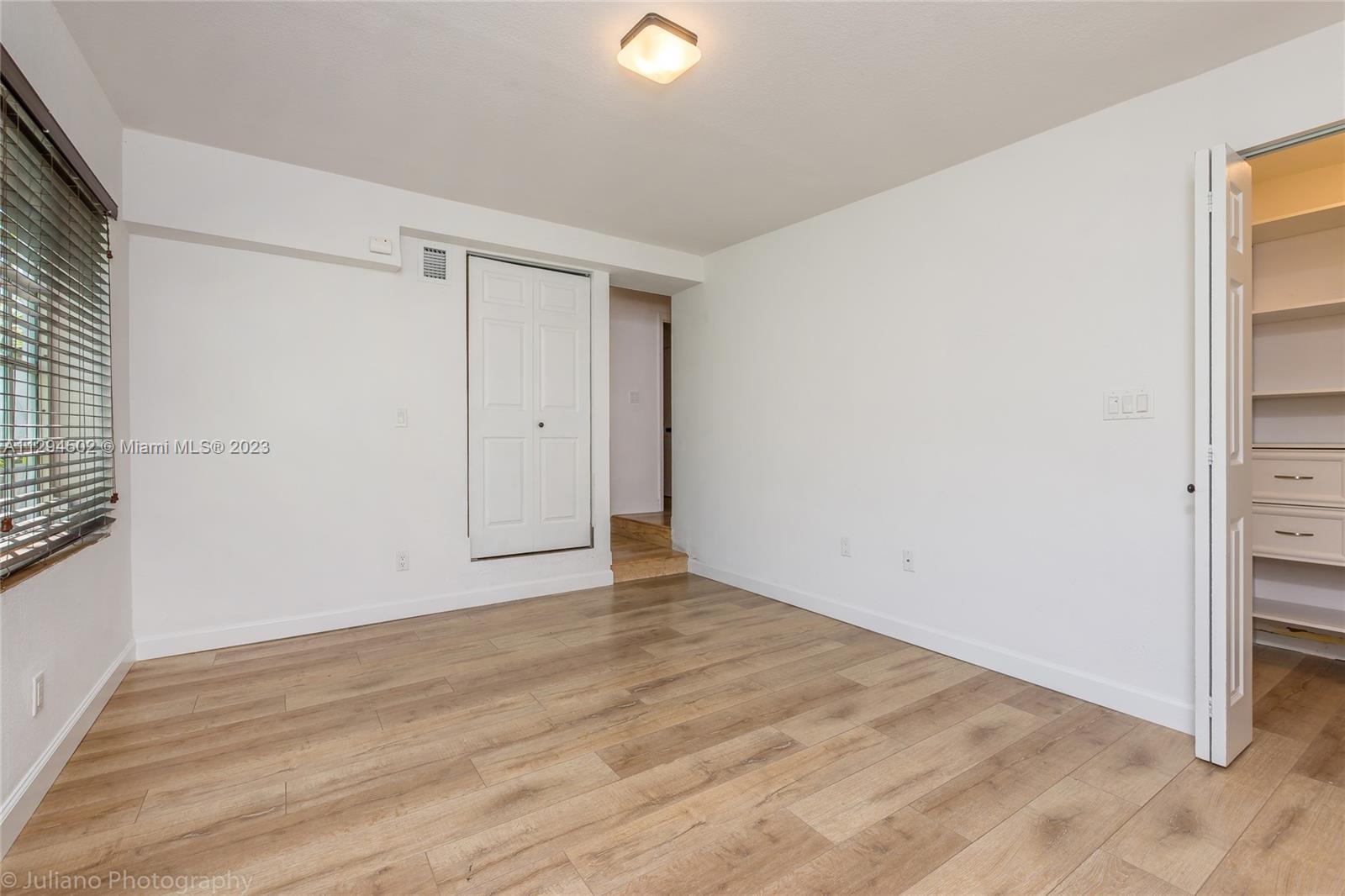 See details / 1843 sq. ft. $ 2022-10-27 0 Photo
