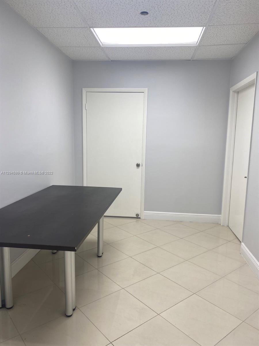 See details / sq. ft. $ 2022-10-27 0 Photo