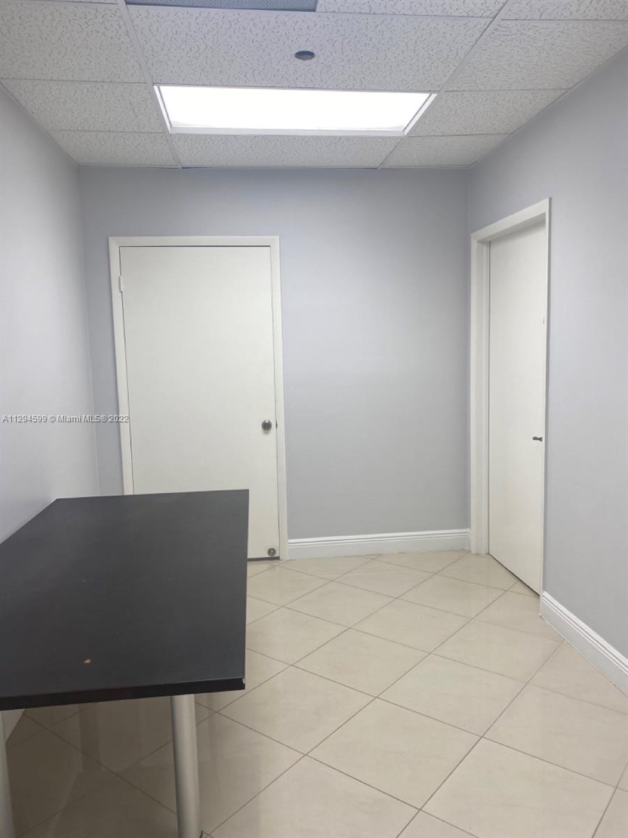 See details / sq. ft. $ 2022-10-27 0 Photo