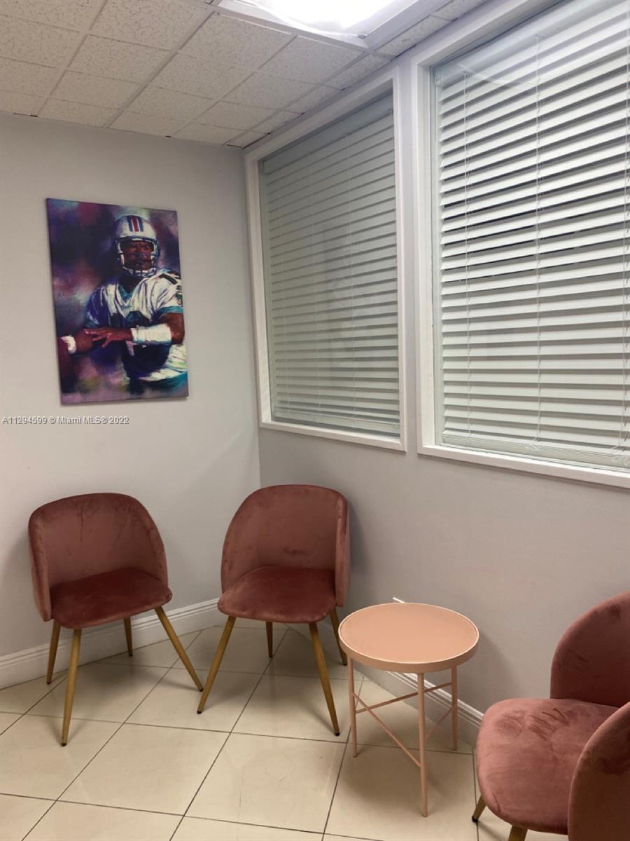 See details / sq. ft. $ 2022-10-27 0 Photo