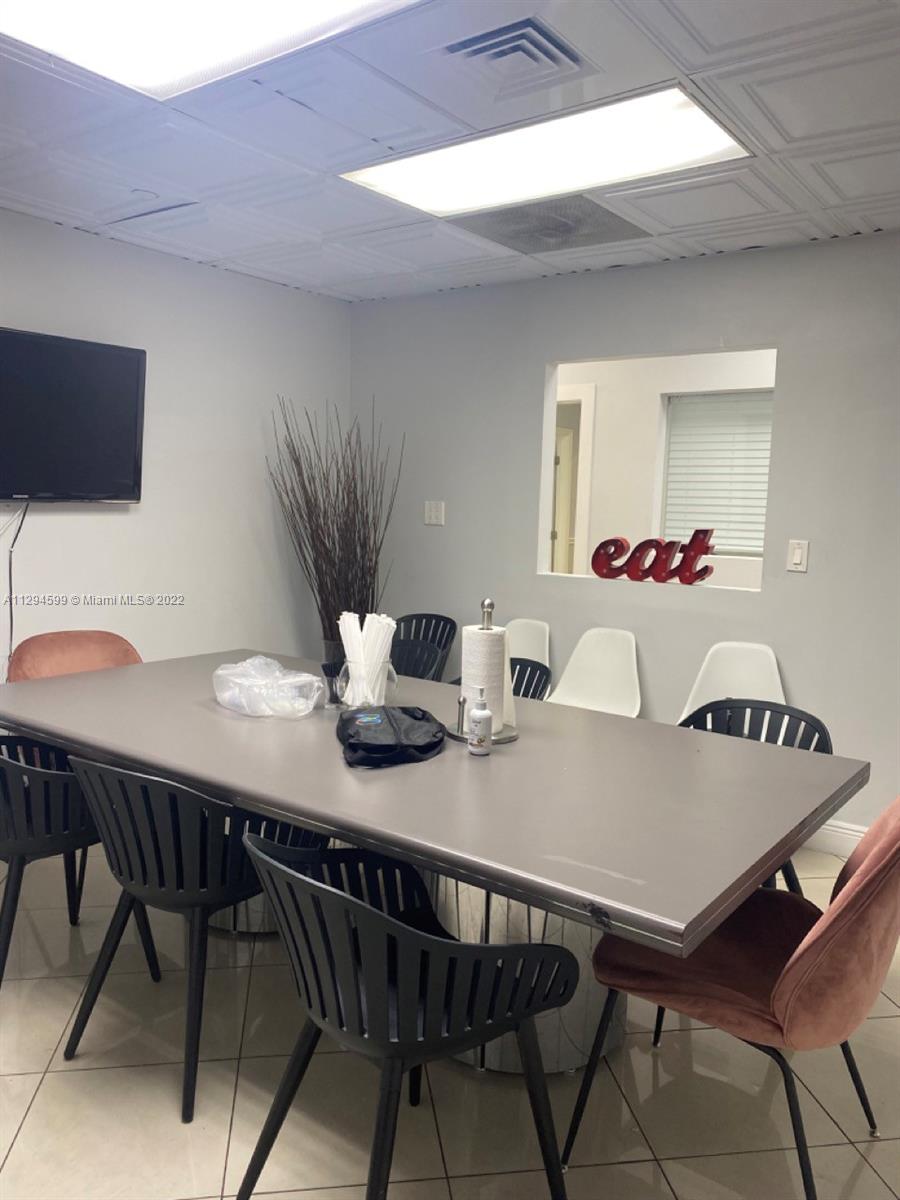 See details / sq. ft. $ 2022-10-27 0 Photo