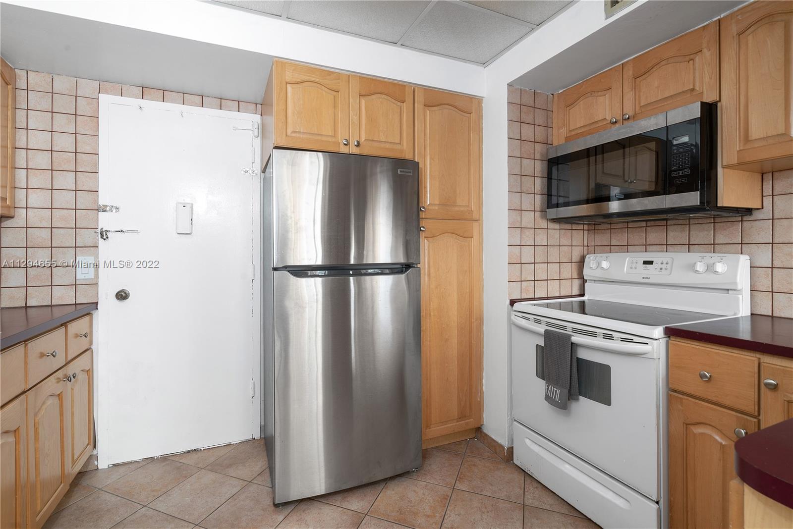 Photo of 3505 Ocean Dr #618, Hollywood, Florida, 33019 -