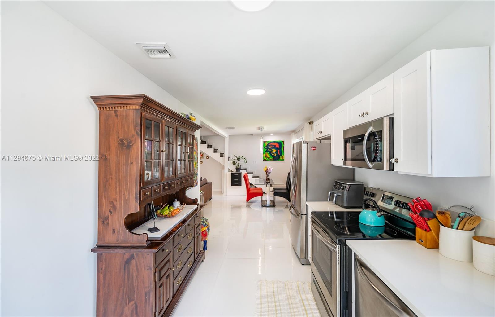 See details / 1832 sq. ft. $ 2022-12-19 0 Photo