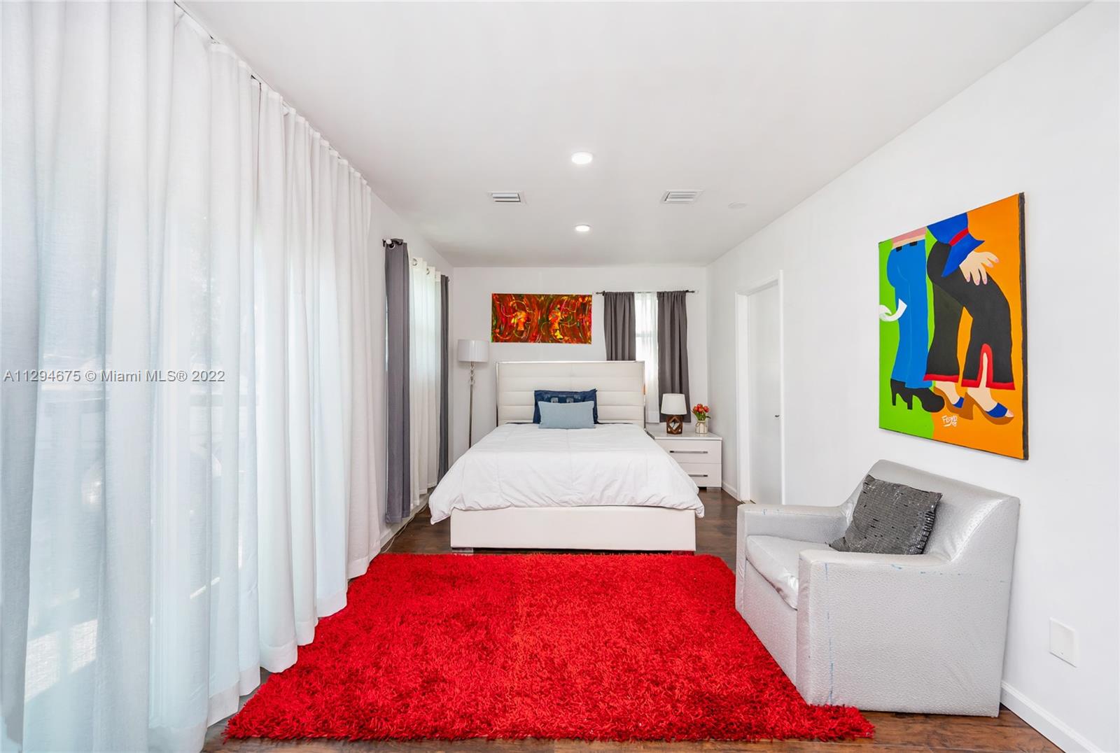 See details / 1832 sq. ft. $ 2022-12-19 0 Photo