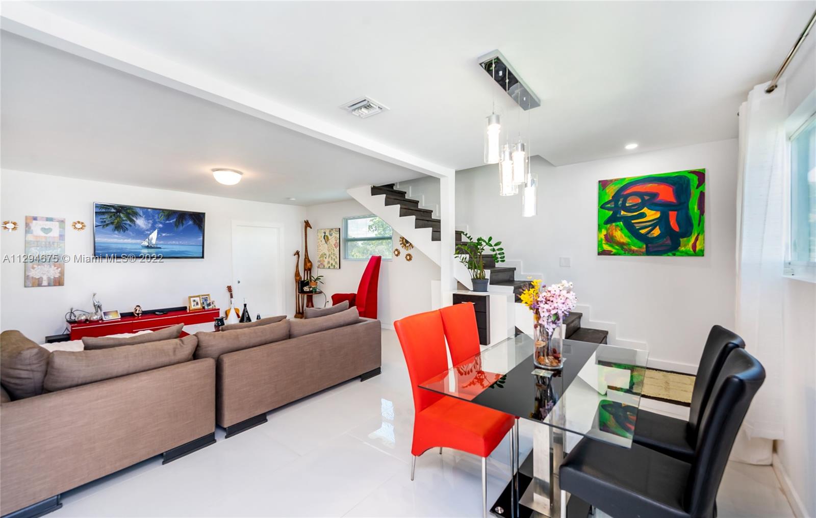 See details / 1832 sq. ft. $ 2022-12-19 0 Photo