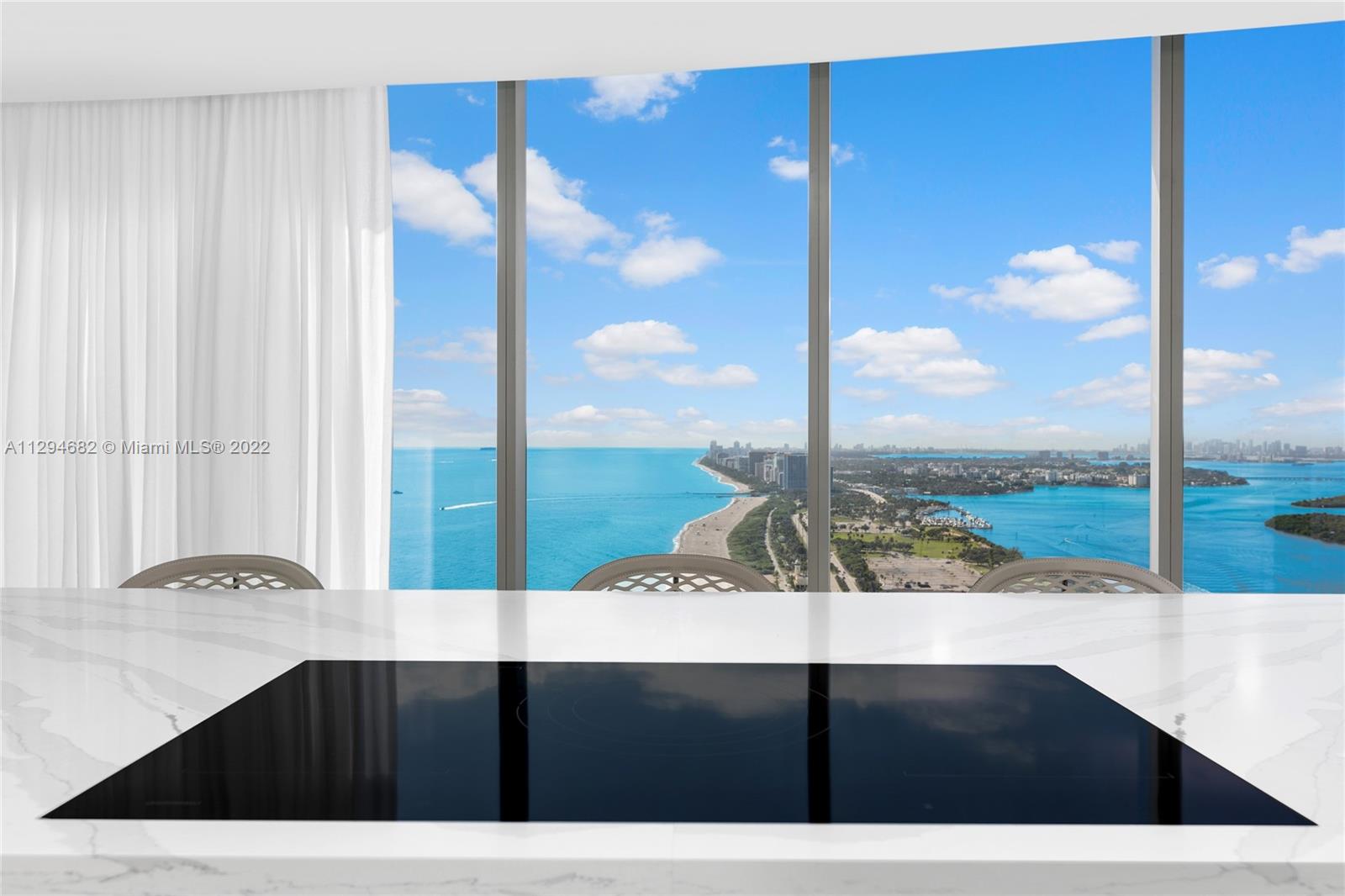 Ver detalles 3805 4 / 6 3204 sq. ft. $ 2022-10-27 0 foto