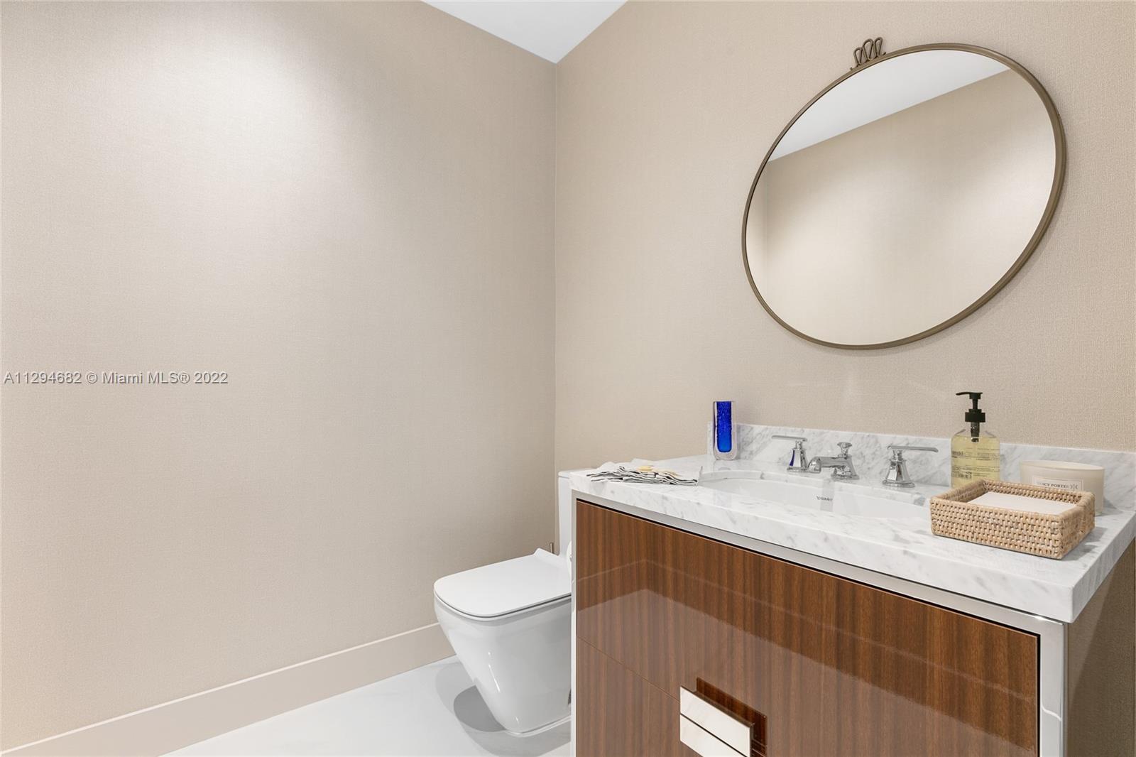 Ver detalles 3805 4 / 6 3204 sq. ft. $ 2022-10-27 0 foto