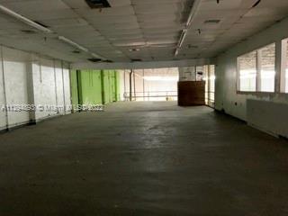 See details / sq. ft. $ 2022-10-28 0 Photo