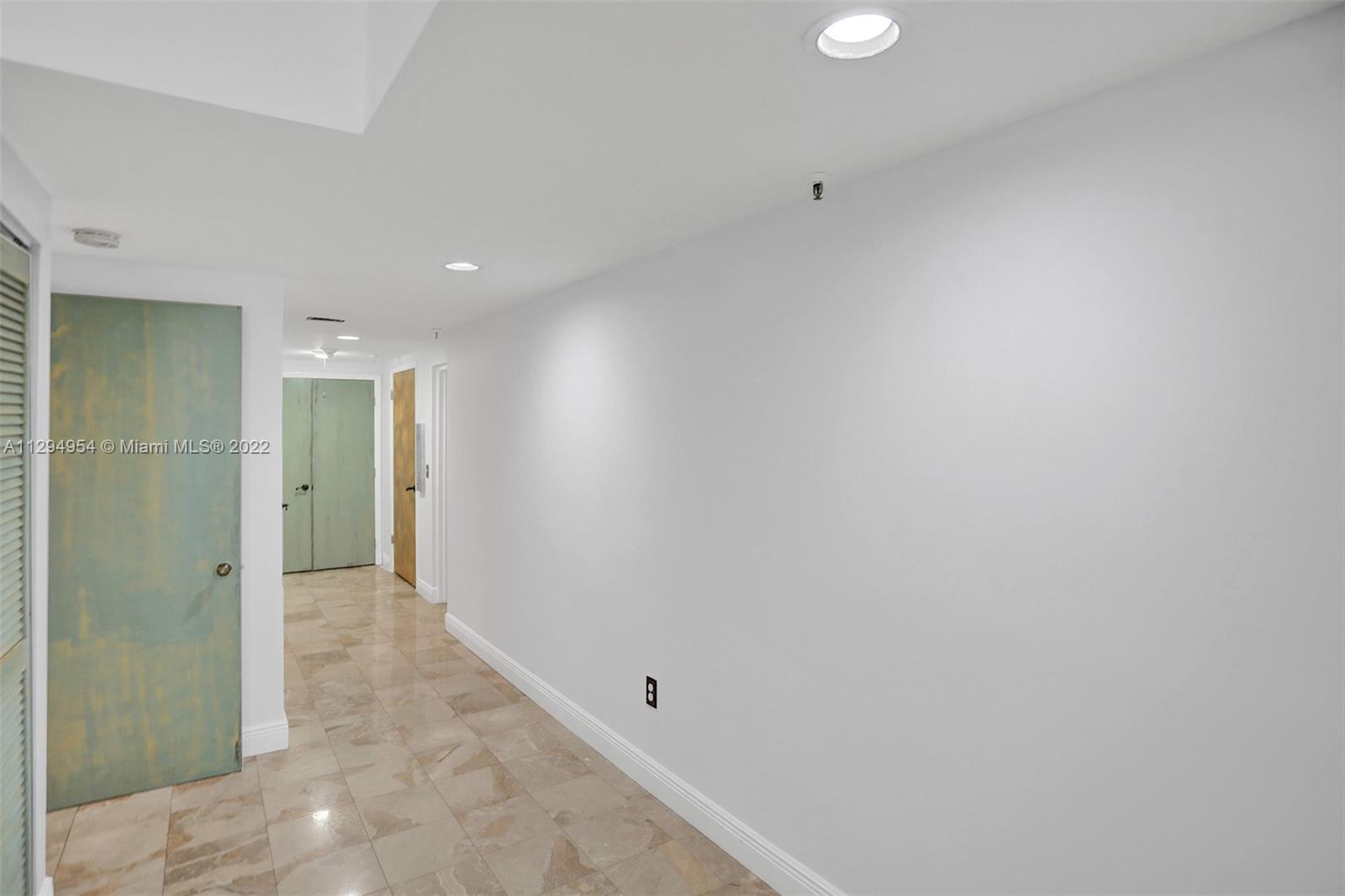 Photo of 406 Poinciana Dr #1725, Sunny Isles Beach, Florida, 33160 -