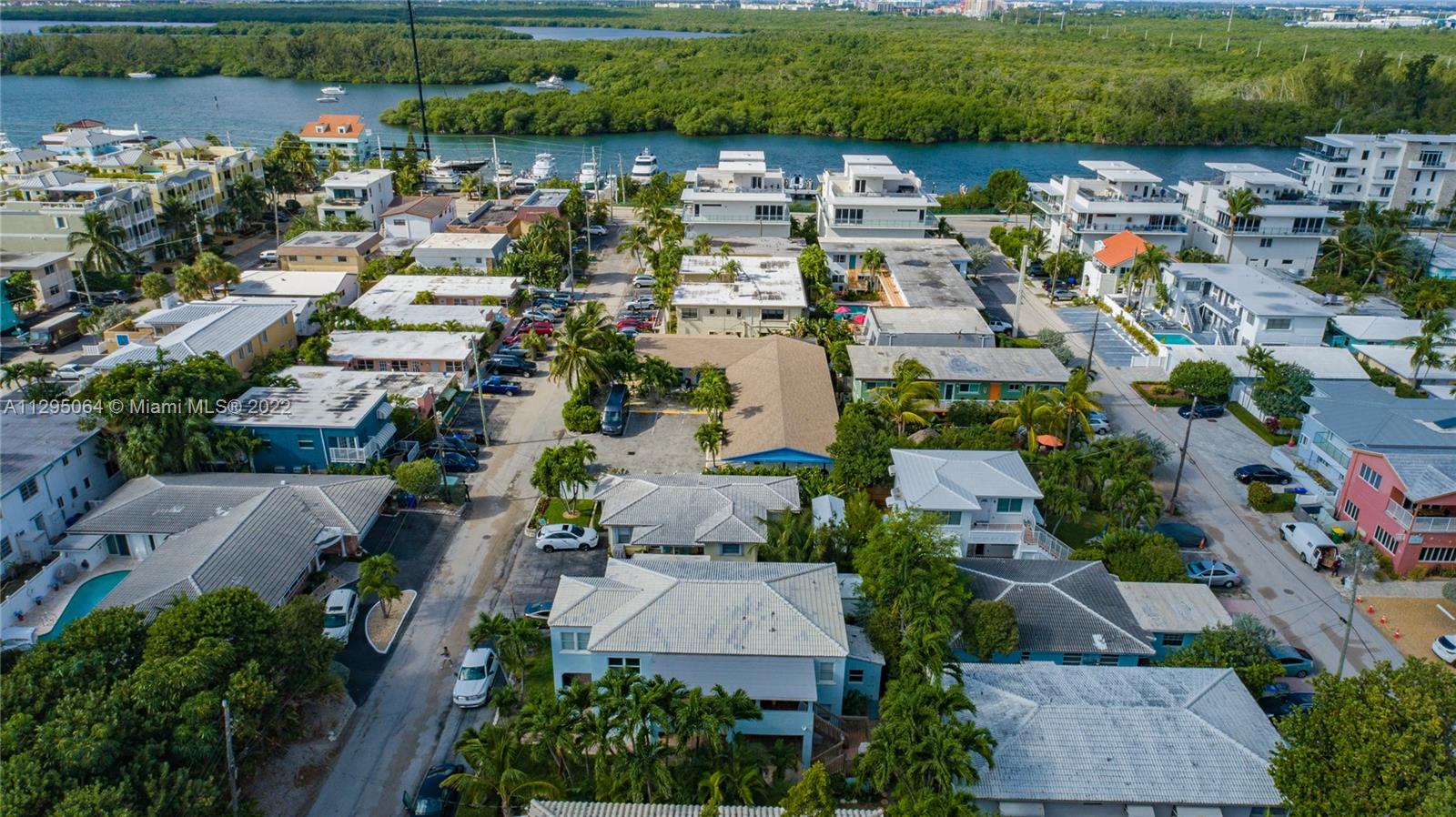 See details / 3674 sq. ft. $ 2022-12-14 0 Photo