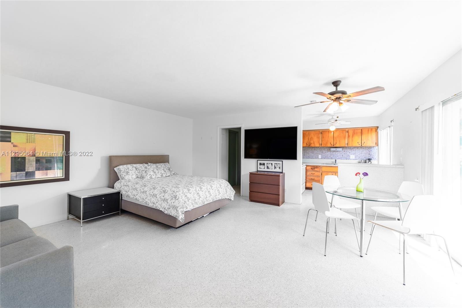 See details / 3674 sq. ft. $ 2022-12-14 0 Photo