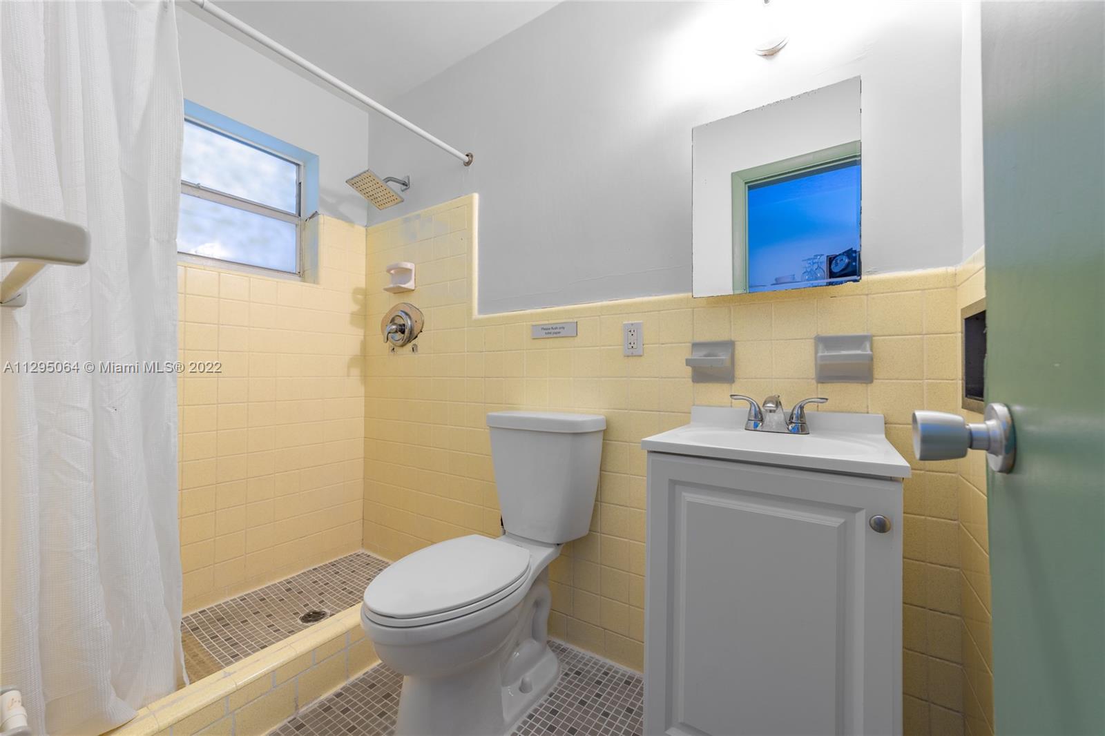 See details / 3674 sq. ft. $ 2022-12-14 0 Photo