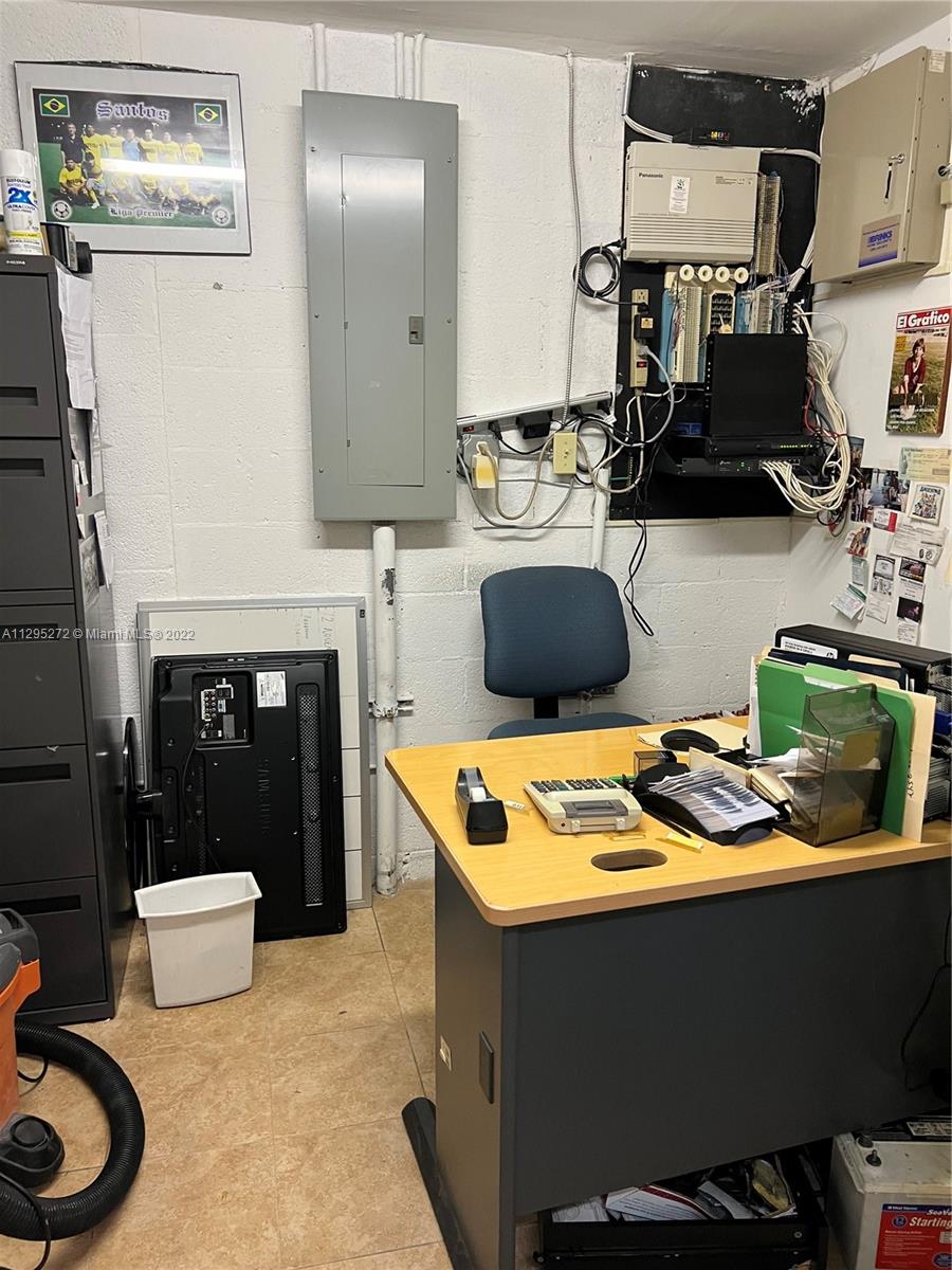 See details 8 / sq. ft. $ 2022-10-28 0 Photo