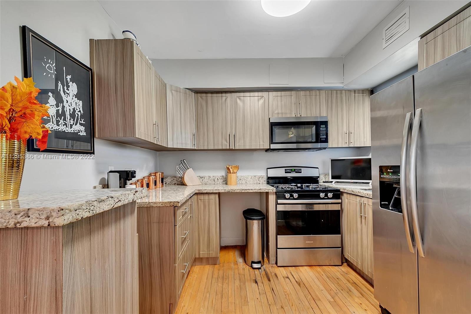 See details / 2150 sq. ft. $ 2022-10-28 0 Photo