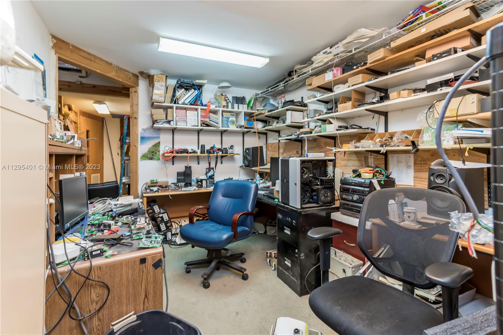See details 8891-8897 / sq. ft. $ 2022-10-28 0 Photo