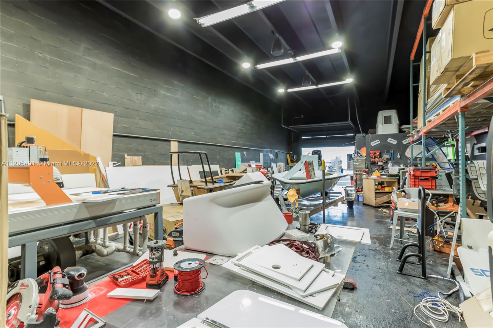 See details 8891-8897 / sq. ft. $ 2022-10-28 0 Photo