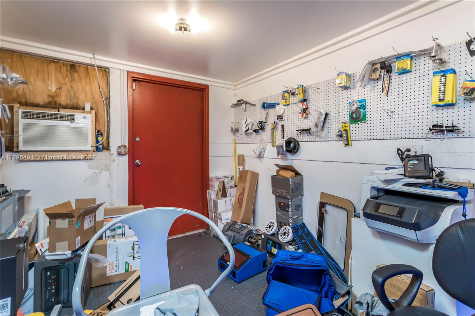 See details 8891-8897 / sq. ft. $ 2022-10-28 0 Photo