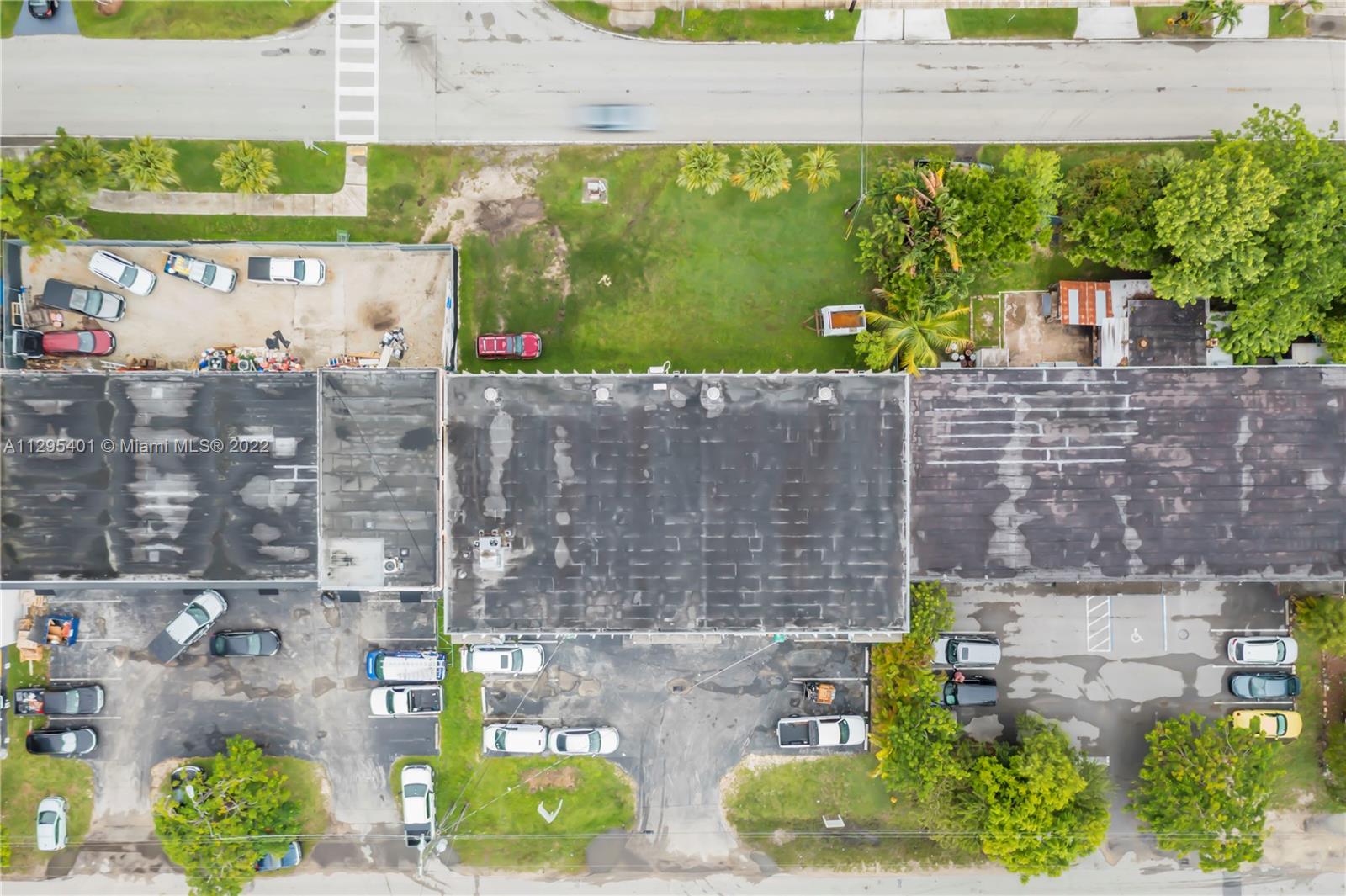 See details 8891-8897 / sq. ft. $ 2022-10-28 0 Photo