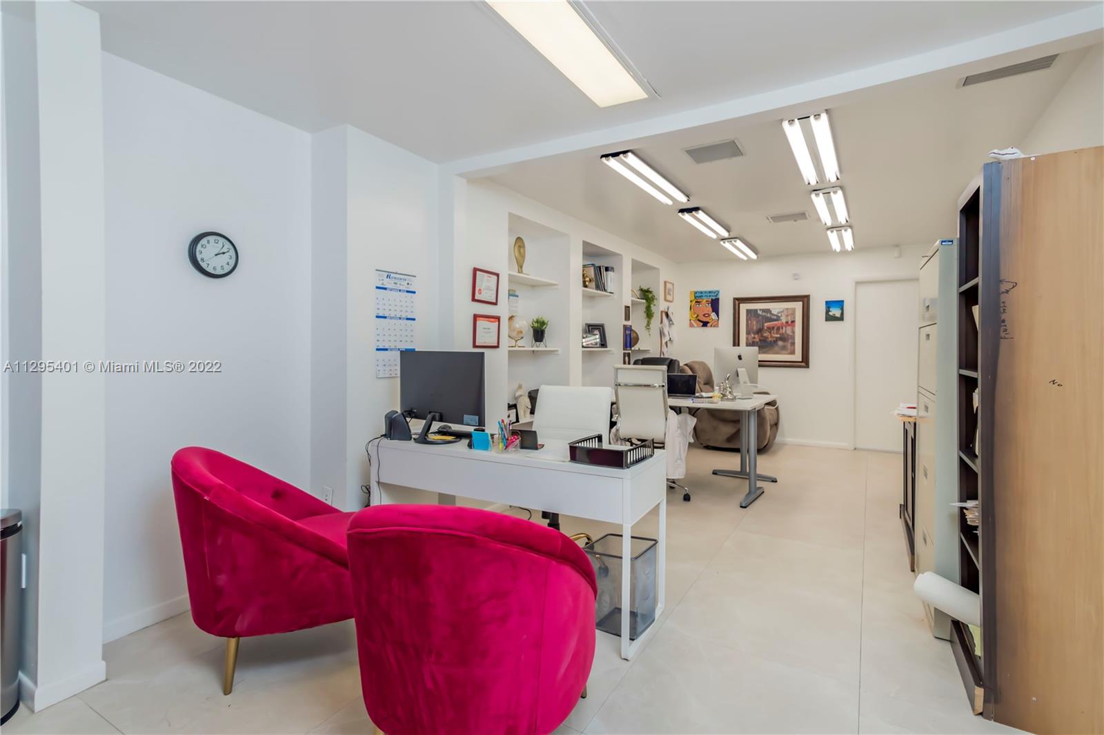 See details 8891-8897 / sq. ft. $ 2022-10-28 0 Photo