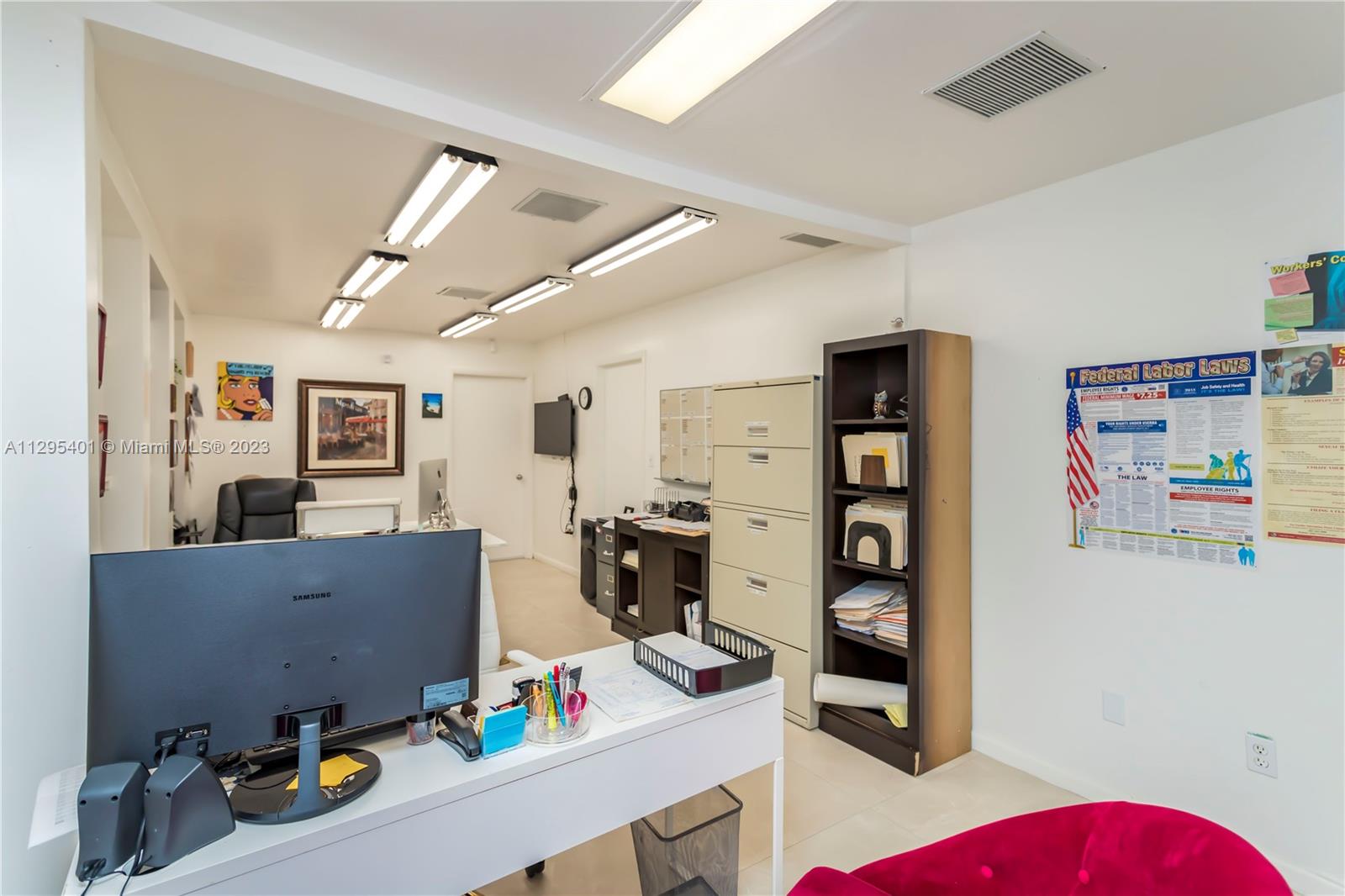 See details 8891-8897 / sq. ft. $ 2022-10-28 0 Photo