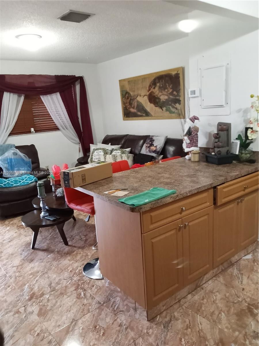 See details / 6592 sq. ft. $ 2023-01-30 0 Photo