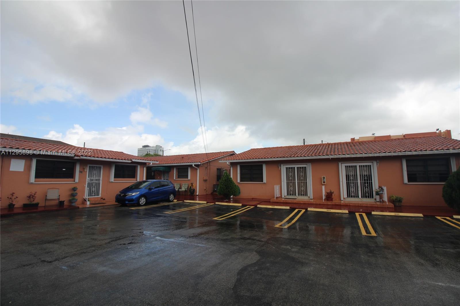 See details / 6592 sq. ft. $ 2023-01-30 0 Photo