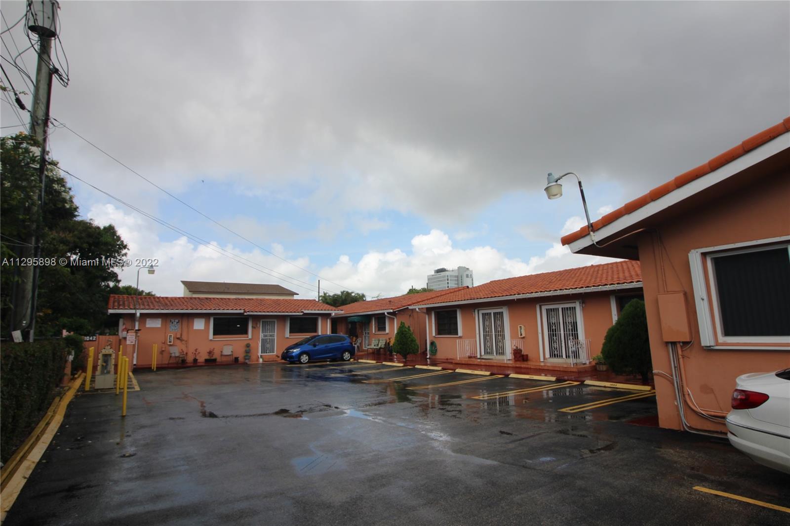 See details / 6592 sq. ft. $ 2023-01-30 0 Photo