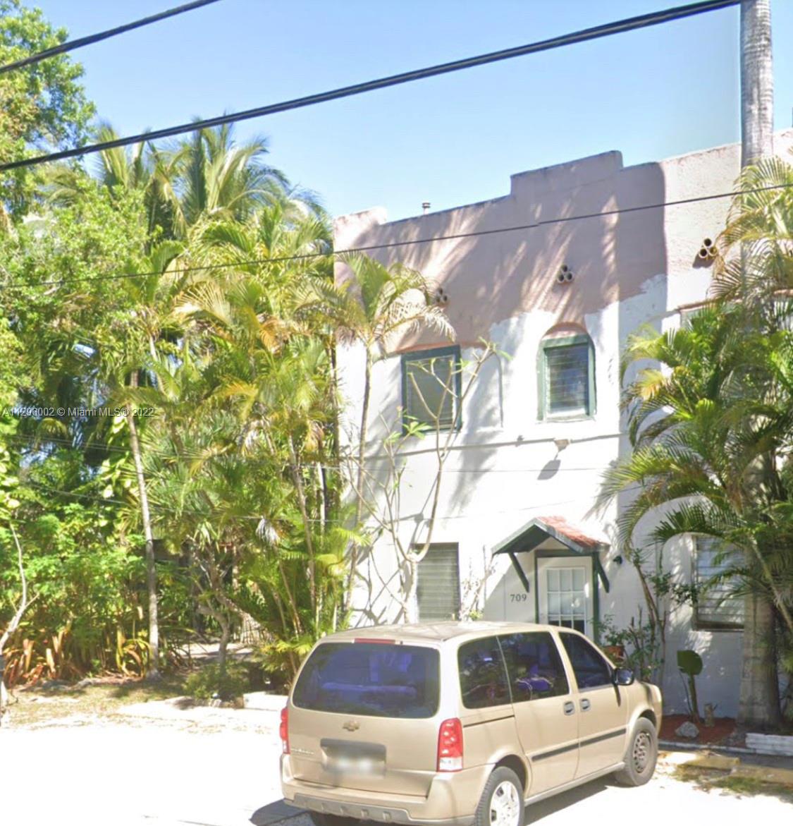 See details / 3353 sq. ft. $ 2023-01-13 0 Photo