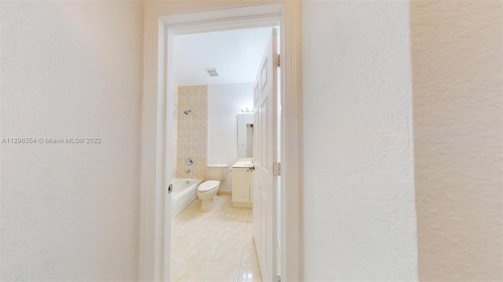 See details 201 / sq. ft. $ 2022-10-31 0 Photo