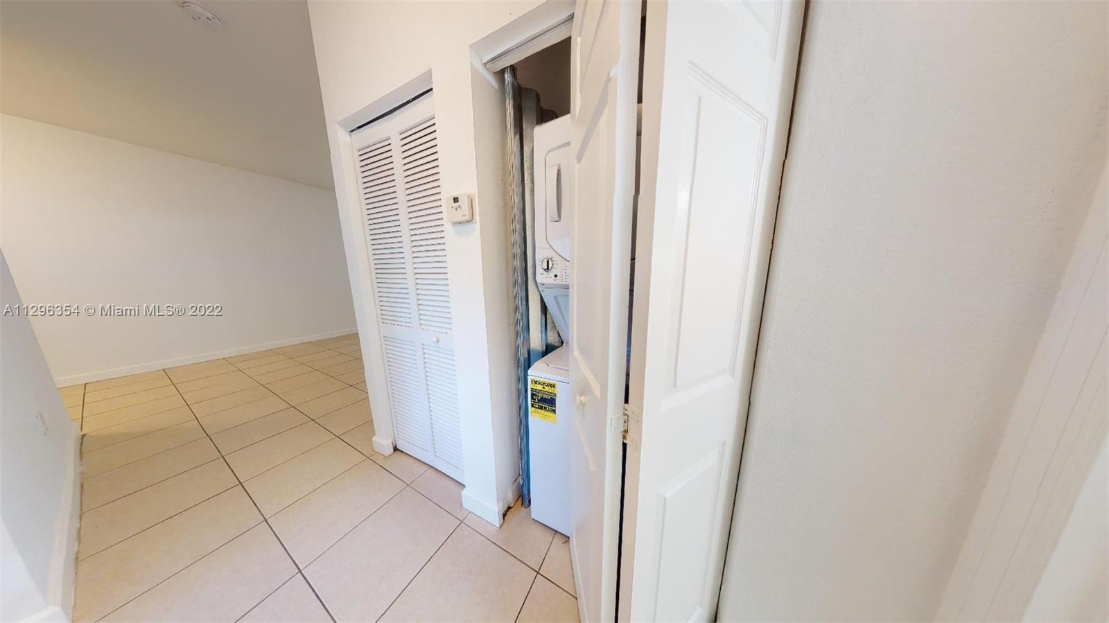 See details 201 / sq. ft. $ 2022-10-31 0 Photo