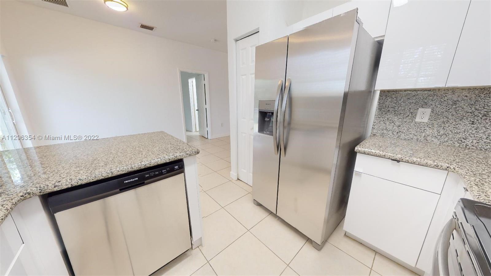 See details 201 / sq. ft. $ 2022-10-31 0 Photo