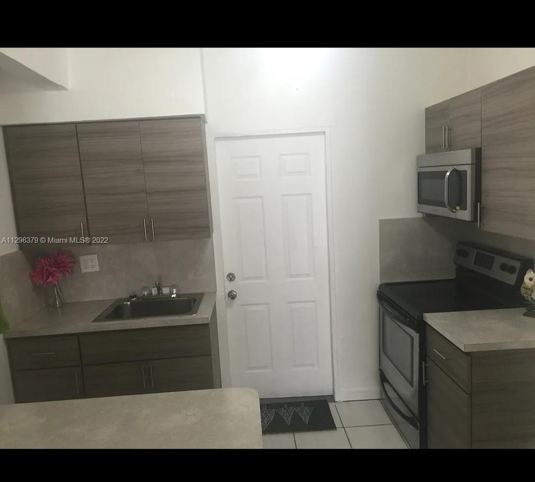 See details / sq. ft. $ 2023-01-17 0 Photo
