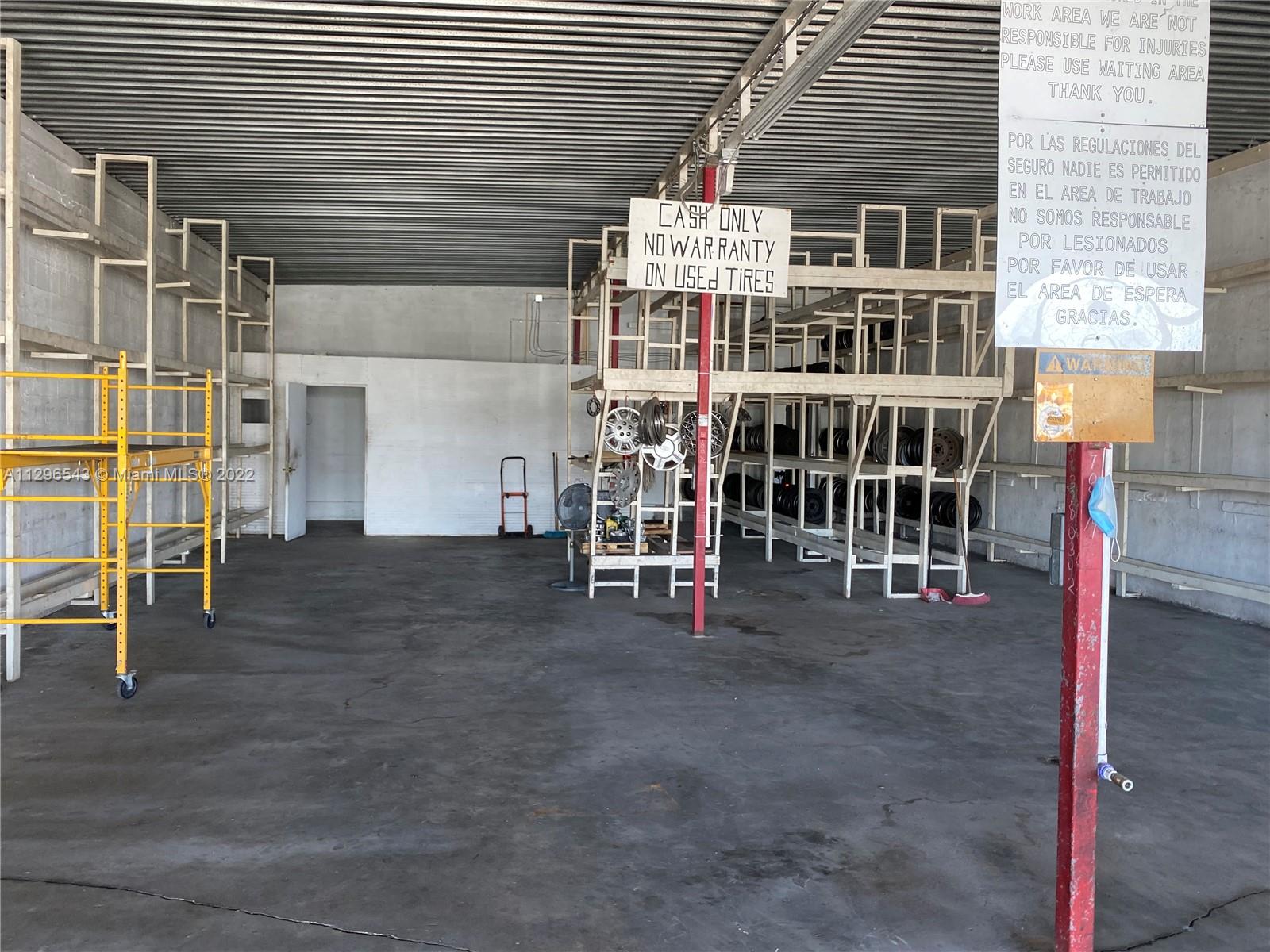 See details / sq. ft. $ 2022-11-01 0 Photo