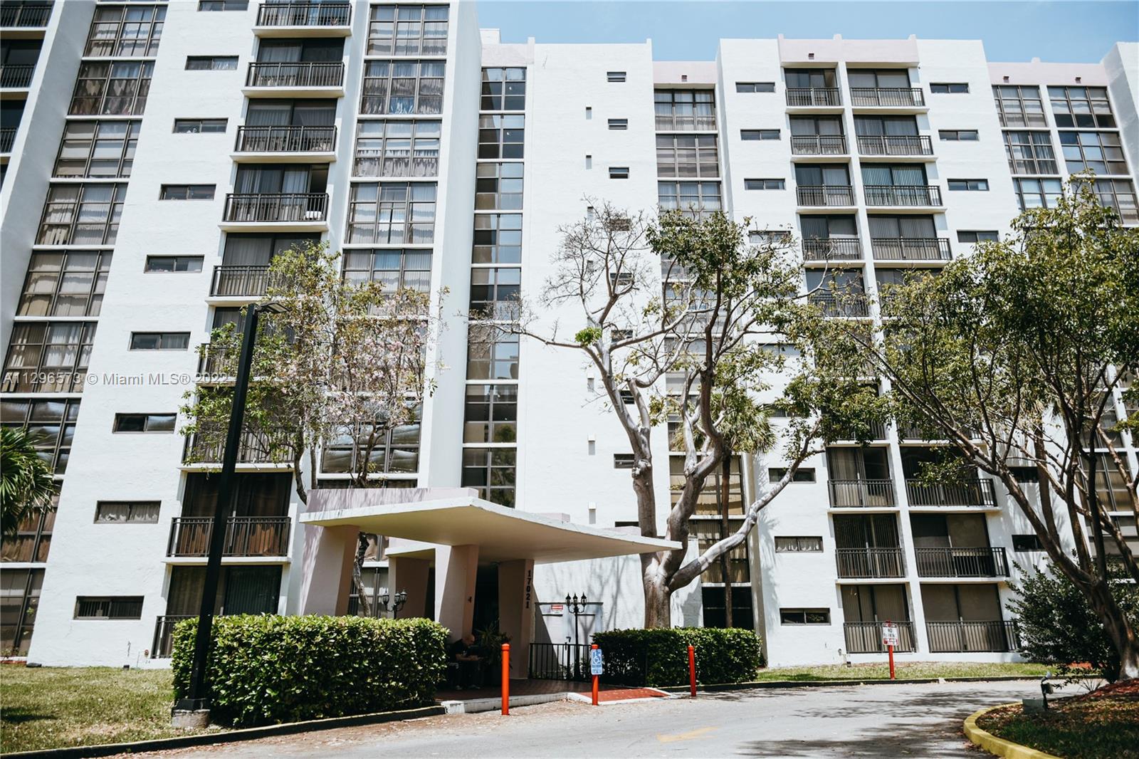 Photo of 17021 Bay Rd #529, Sunny Isles Beach, Florida, 33160 -