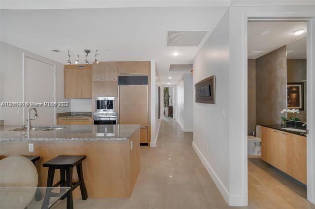 Ver detalles 1502 3 / 4 1979 sq. ft. $ 2022-11-01 0 foto