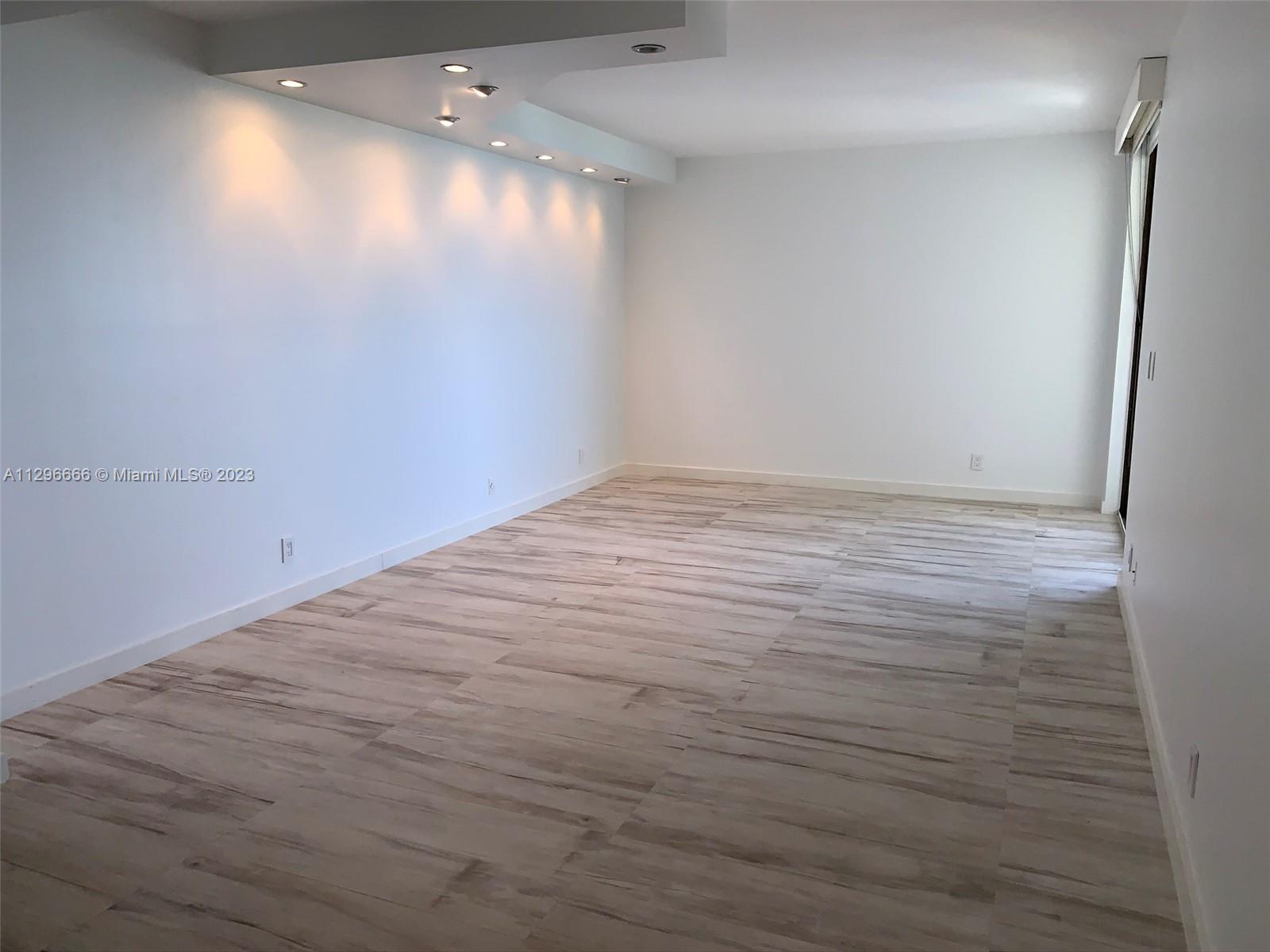 Photo of 19355 Turnberry Way #26L, Aventura, Florida, 33180 -