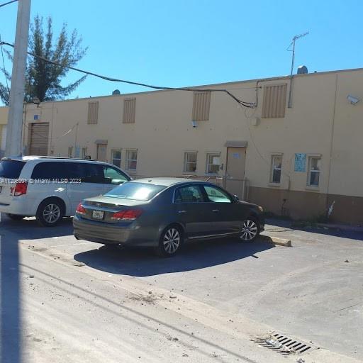 See details / sq. ft. $ 2022-11-01 0 Photo