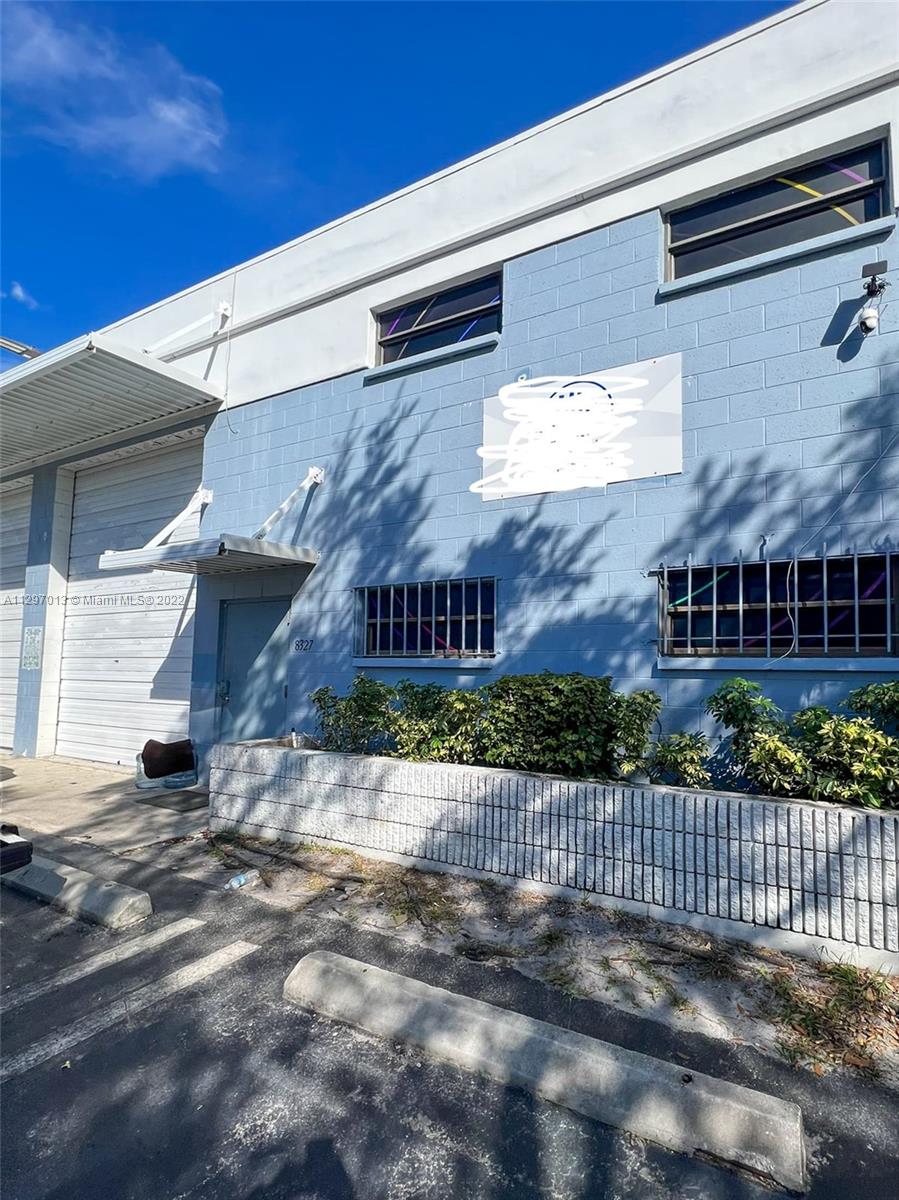 See details 13 / sq. ft. $ 2022-11-23 0 Photo