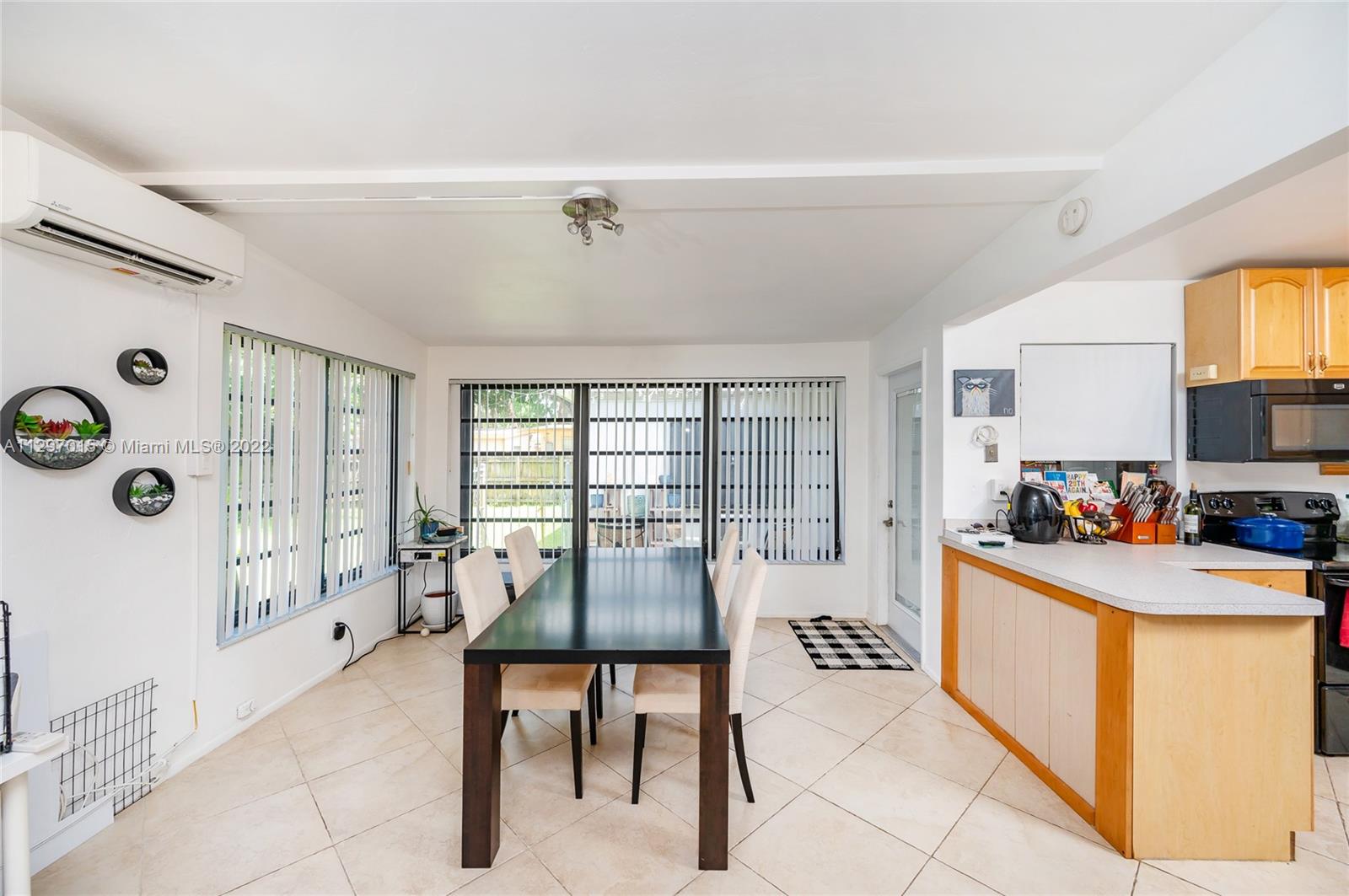 See details / 1666 sq. ft. $ 2022-12-31 0 Photo