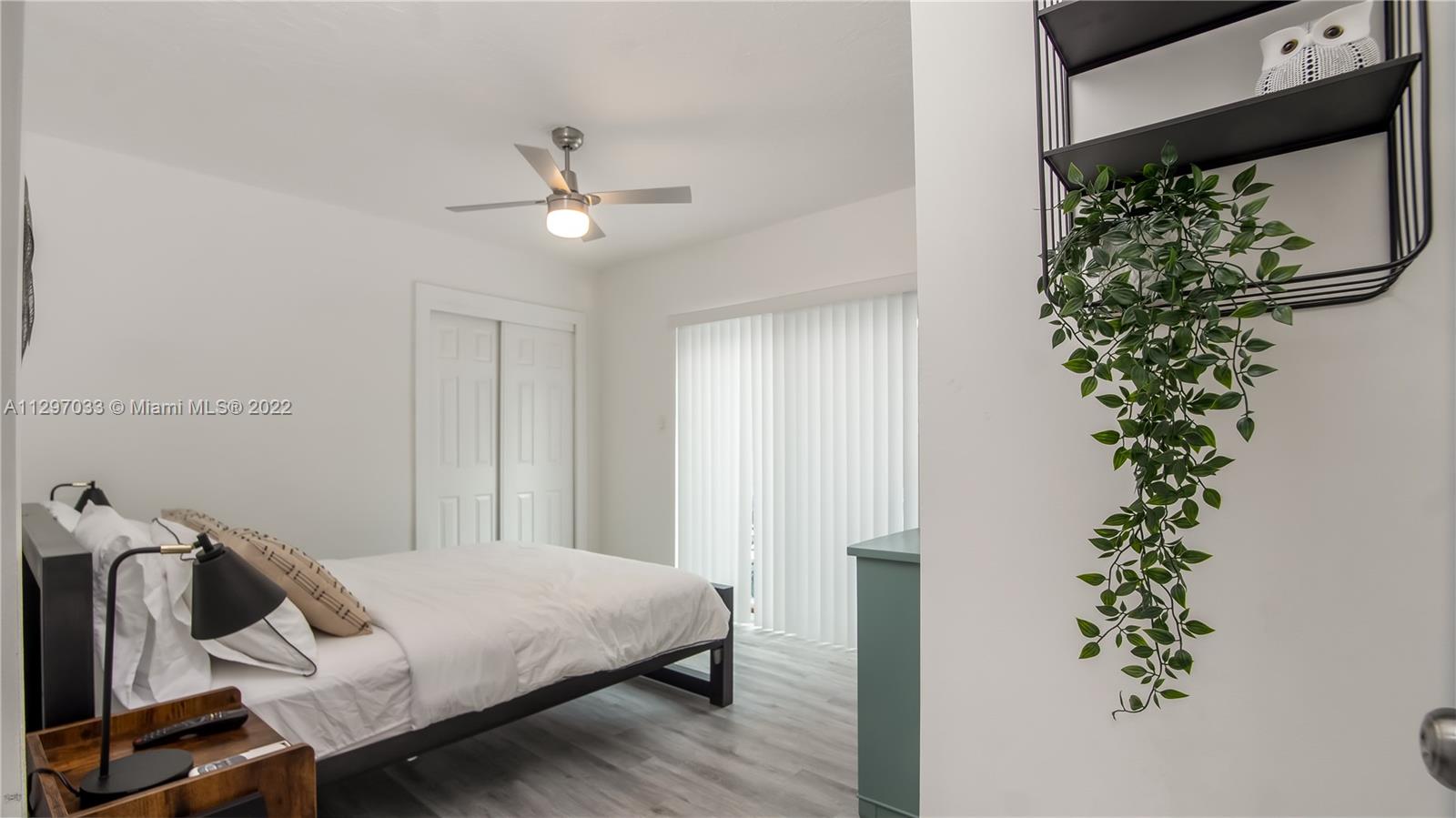 See details / 1620 sq. ft. $ 2022-11-02 0 Photo