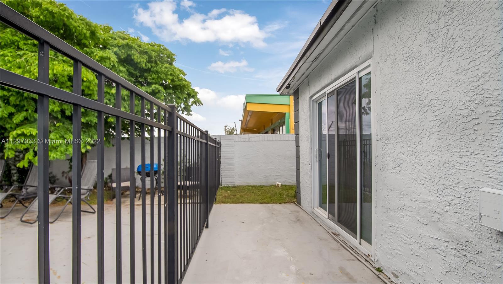 See details / 1620 sq. ft. $ 2022-11-02 0 Photo