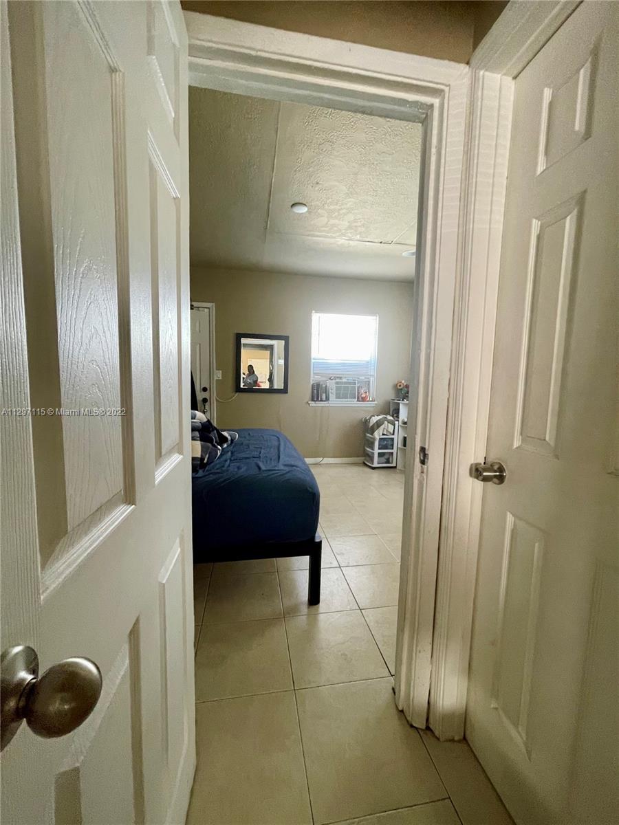 See details / 1020 sq. ft. $ 2022-11-14 0 Photo