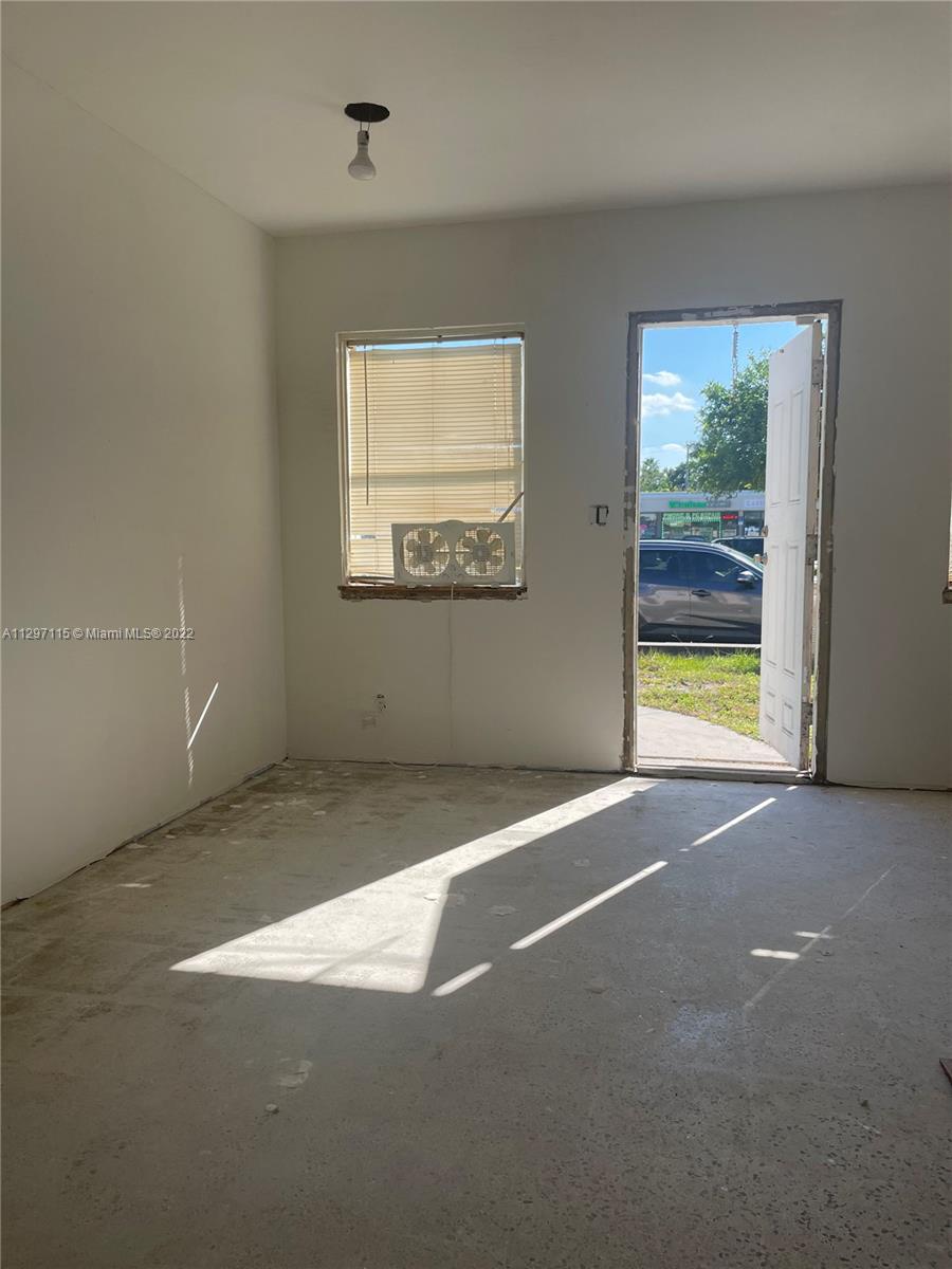 See details / 1020 sq. ft. $ 2022-11-14 0 Photo