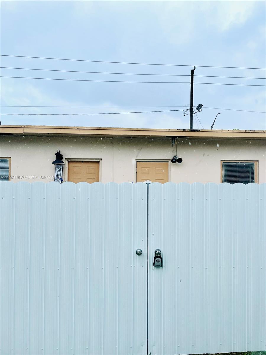 See details / 1020 sq. ft. $ 2022-11-14 0 Photo