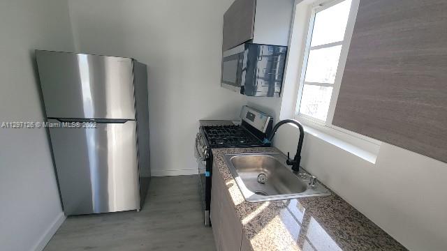 See details / 4215 sq. ft. $ 2022-11-02 0 Photo