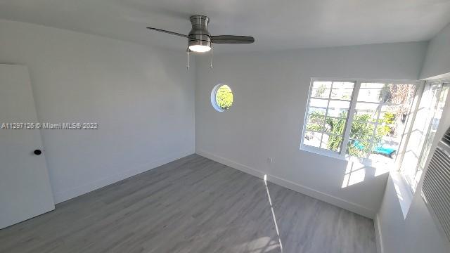 See details / 4215 sq. ft. $ 2022-11-02 0 Photo